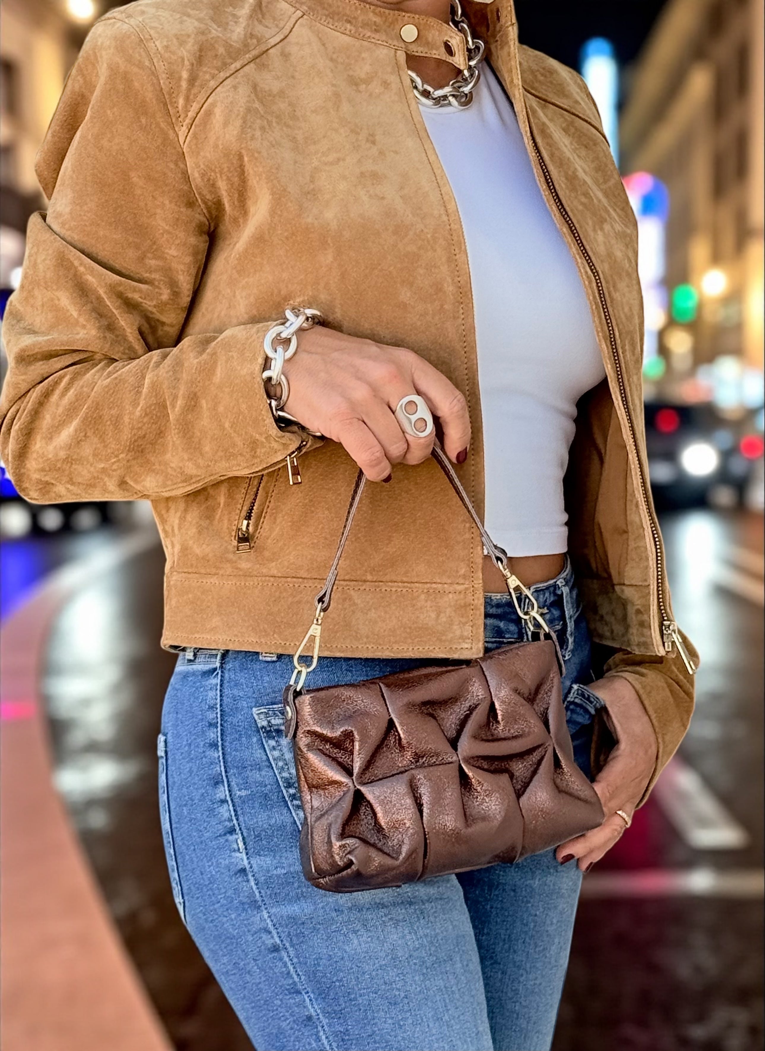 Mini Clutch fruncido bronce de cuero italiano