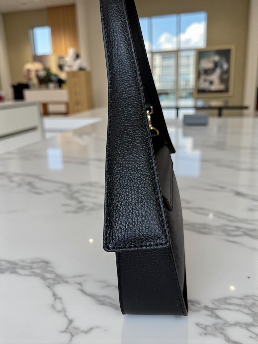 Silla de montar de cuero granulado