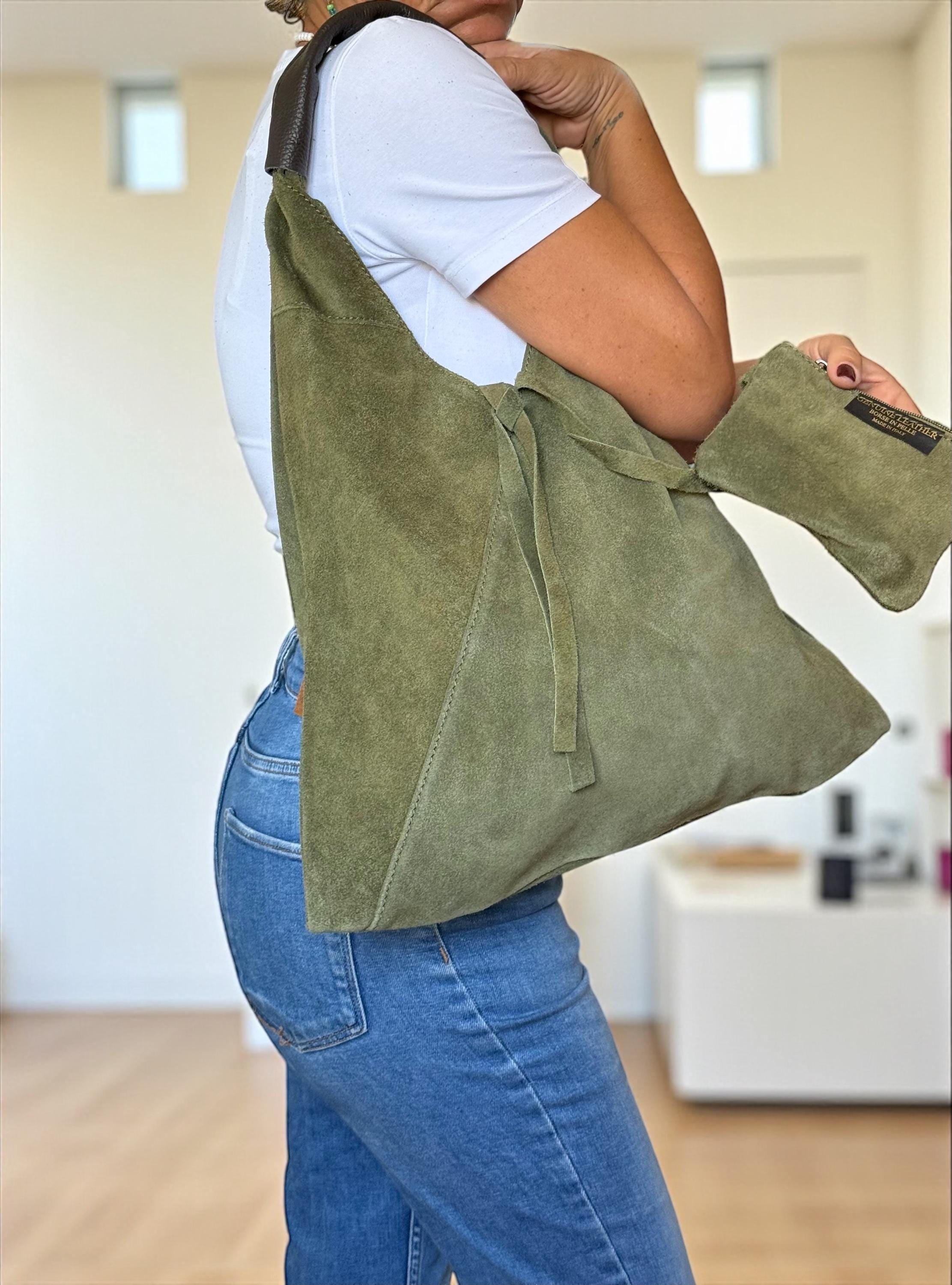 Bolso bohemio holgado de ante verde grande