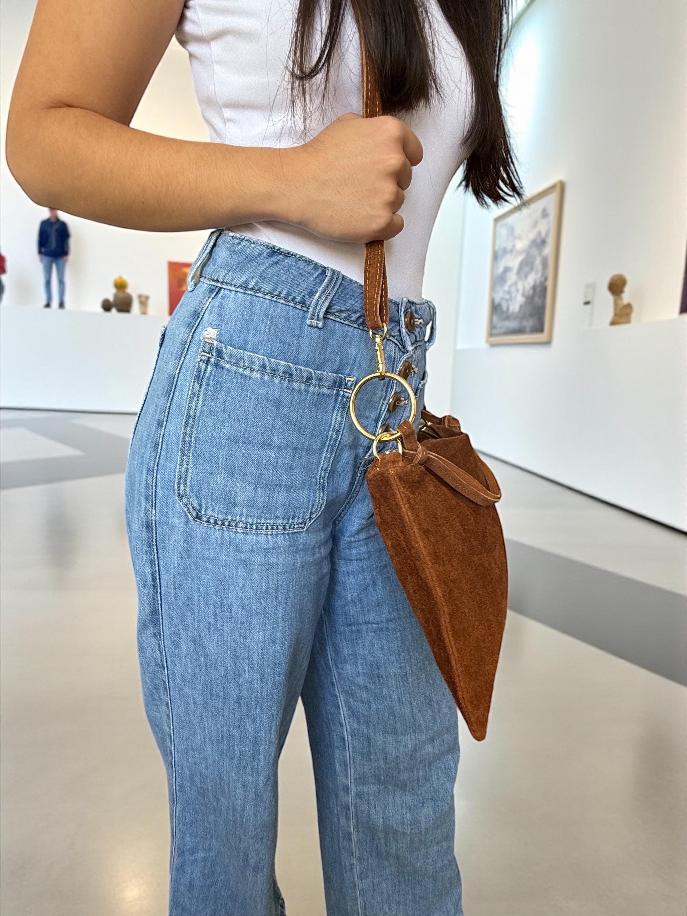 Bolso de hombro estilo hobo de ante suave estilo bohemio