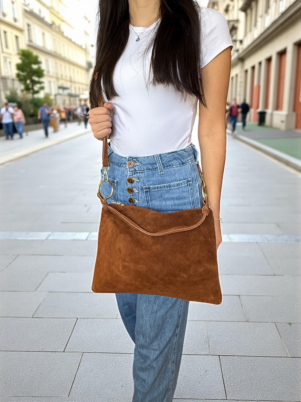 Bolso de hombro estilo hobo de ante suave estilo bohemio