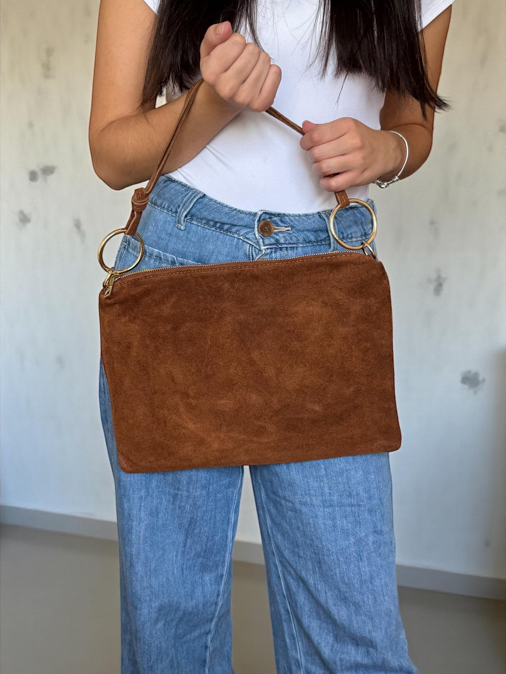 Bolso de hombro estilo hobo de ante suave estilo bohemio