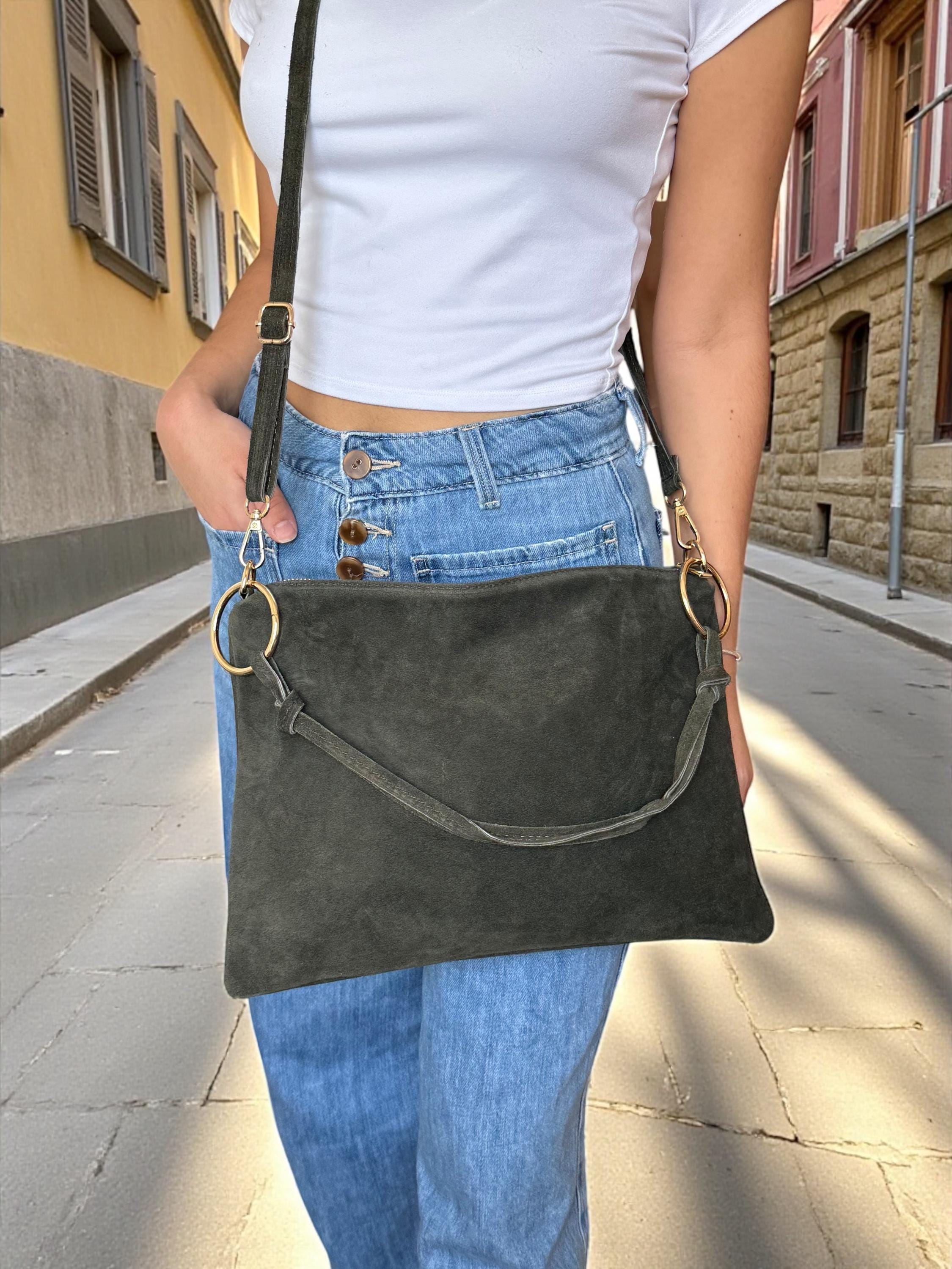 Bolso de hombro estilo hobo de ante suave estilo bohemio