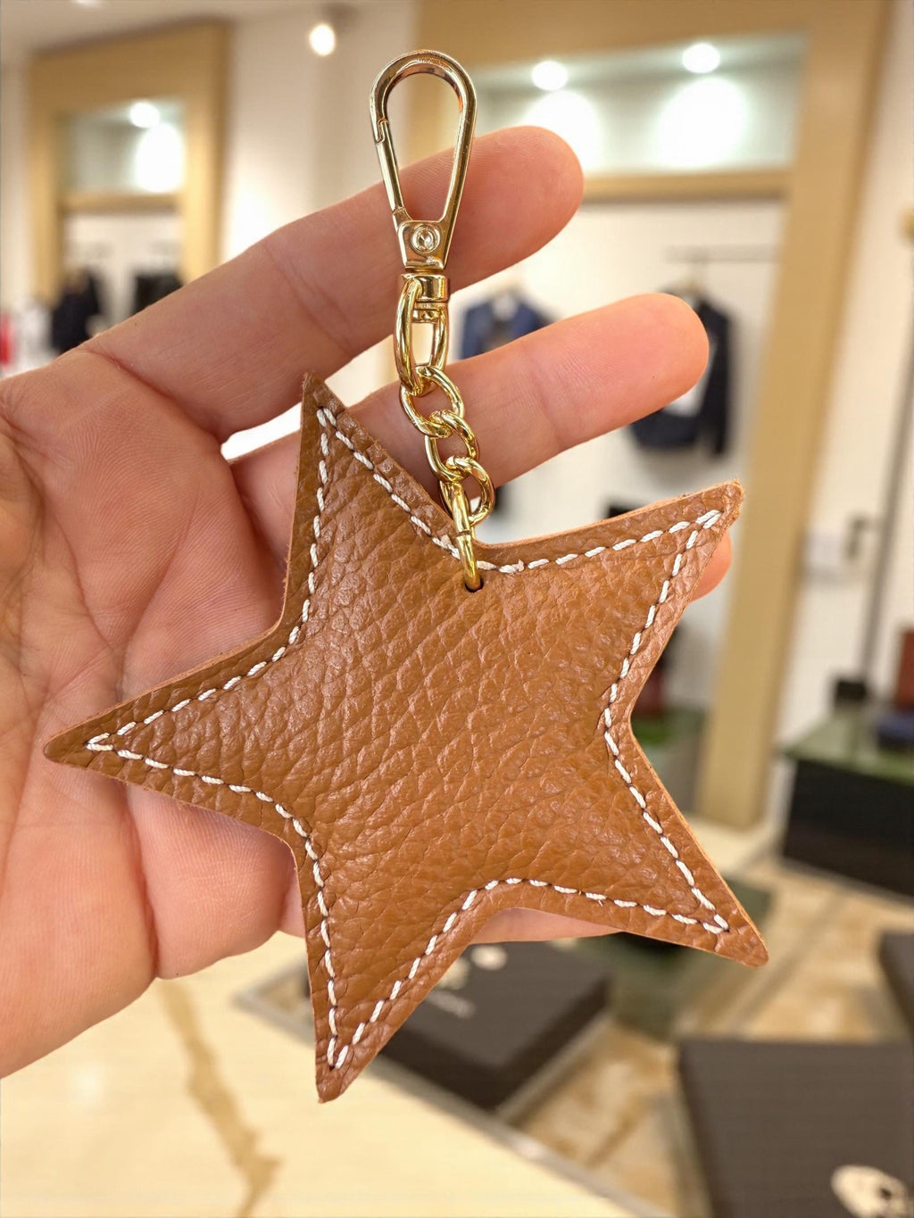 Adorno para bolso de piel auténtica en forma de estrella