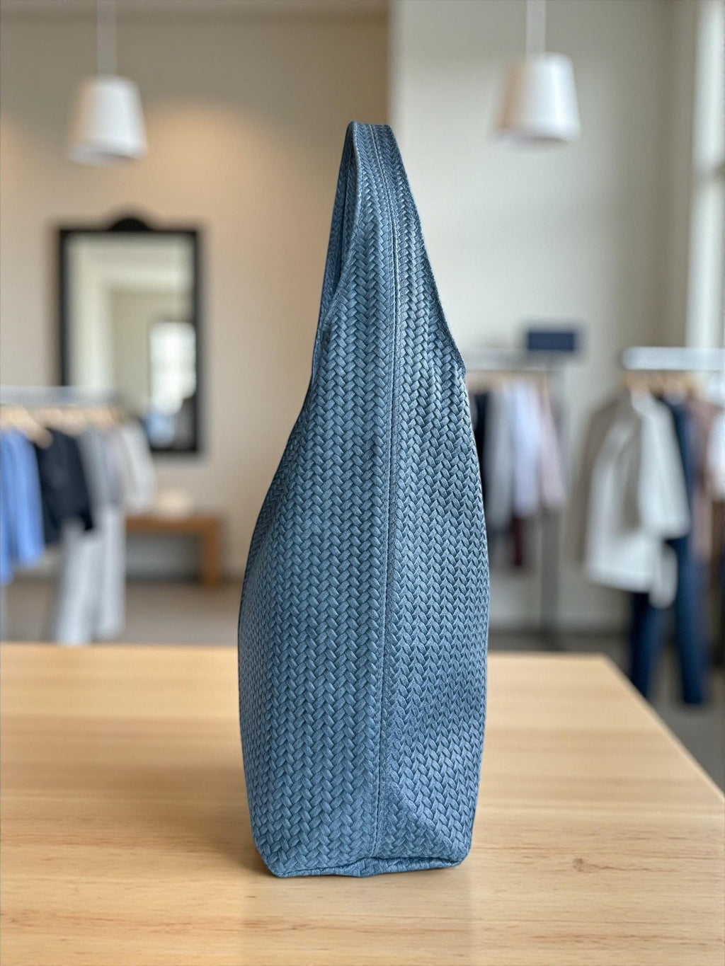 Bolso hobo azul de piel italiana auténtica tejida