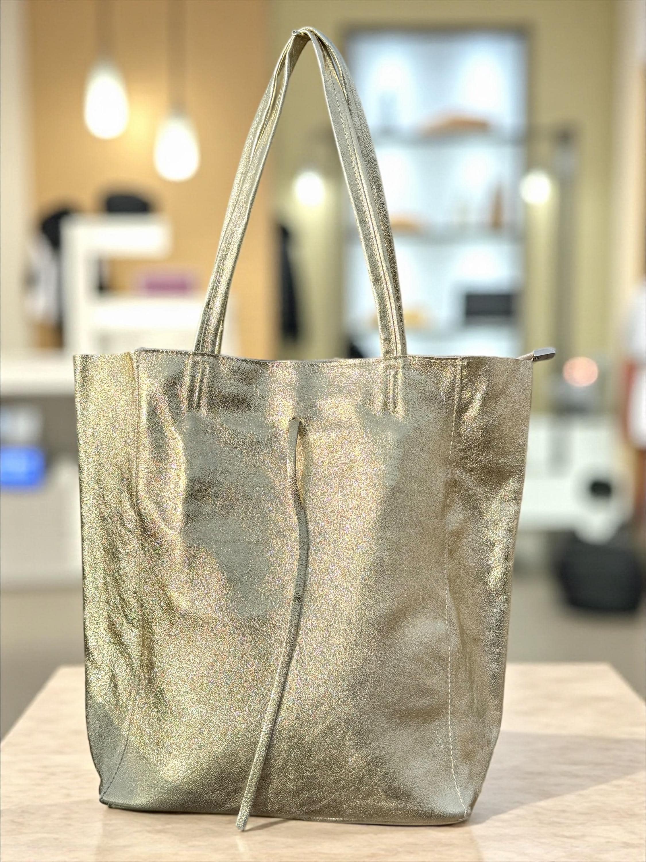 Bolso tote grande de piel italiana auténtica metalizada color plata