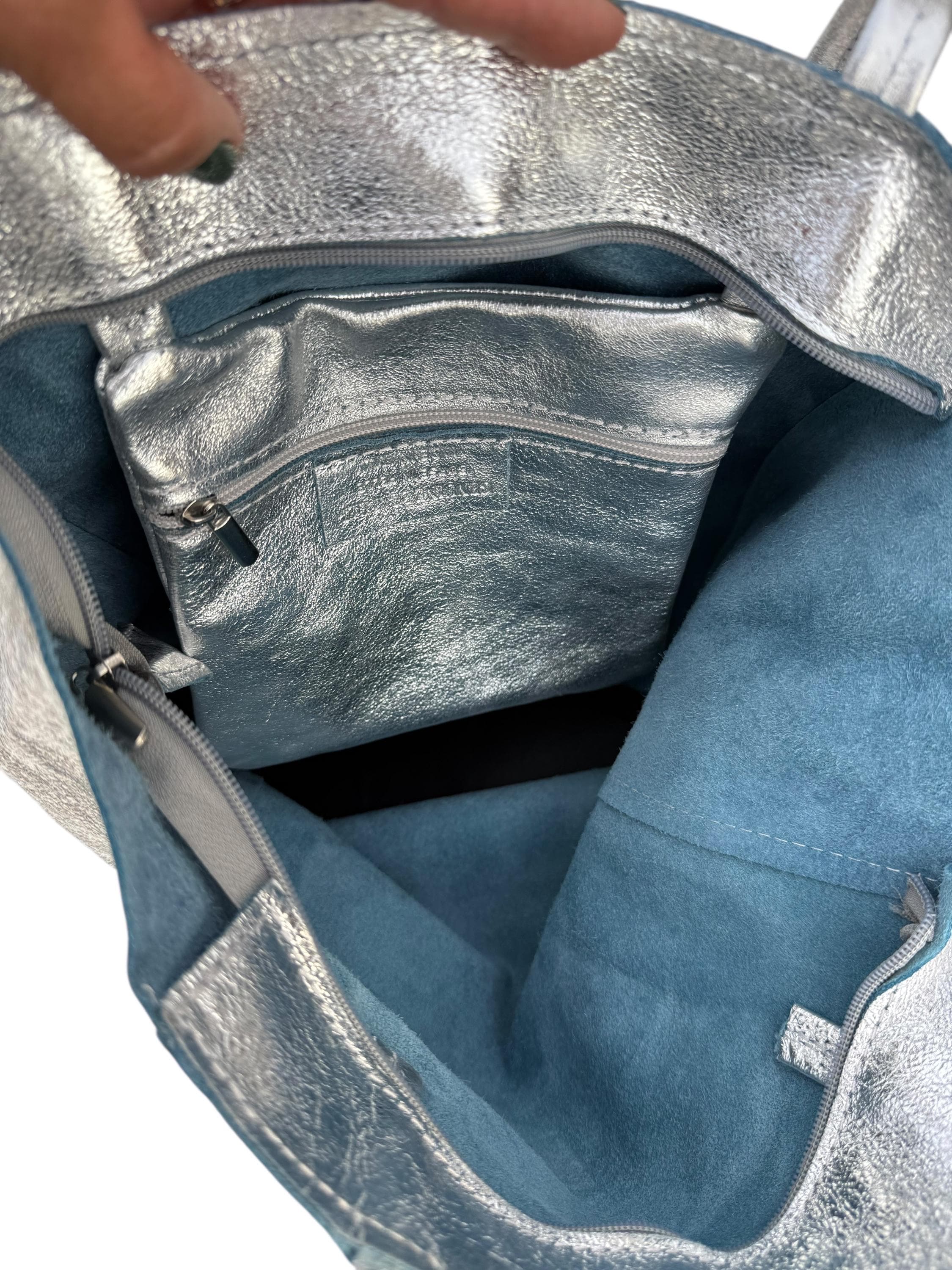 Bolso tote grande de piel italiana auténtica metalizada color plata