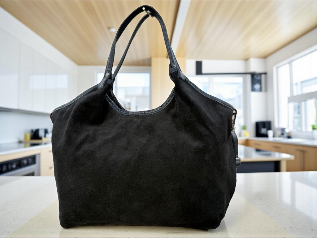 Bolso shopper negro de ante de tamaño mediano