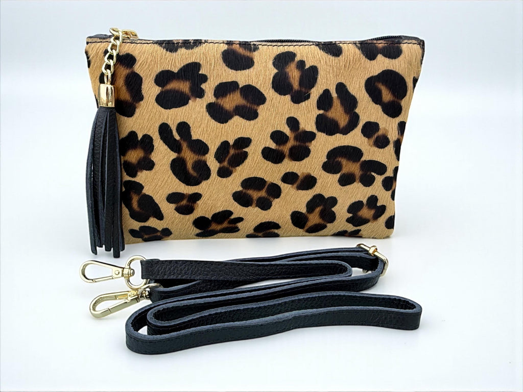 Bolso de mano de piel sintética con estampado de leopardo y pelo de poni, con borla