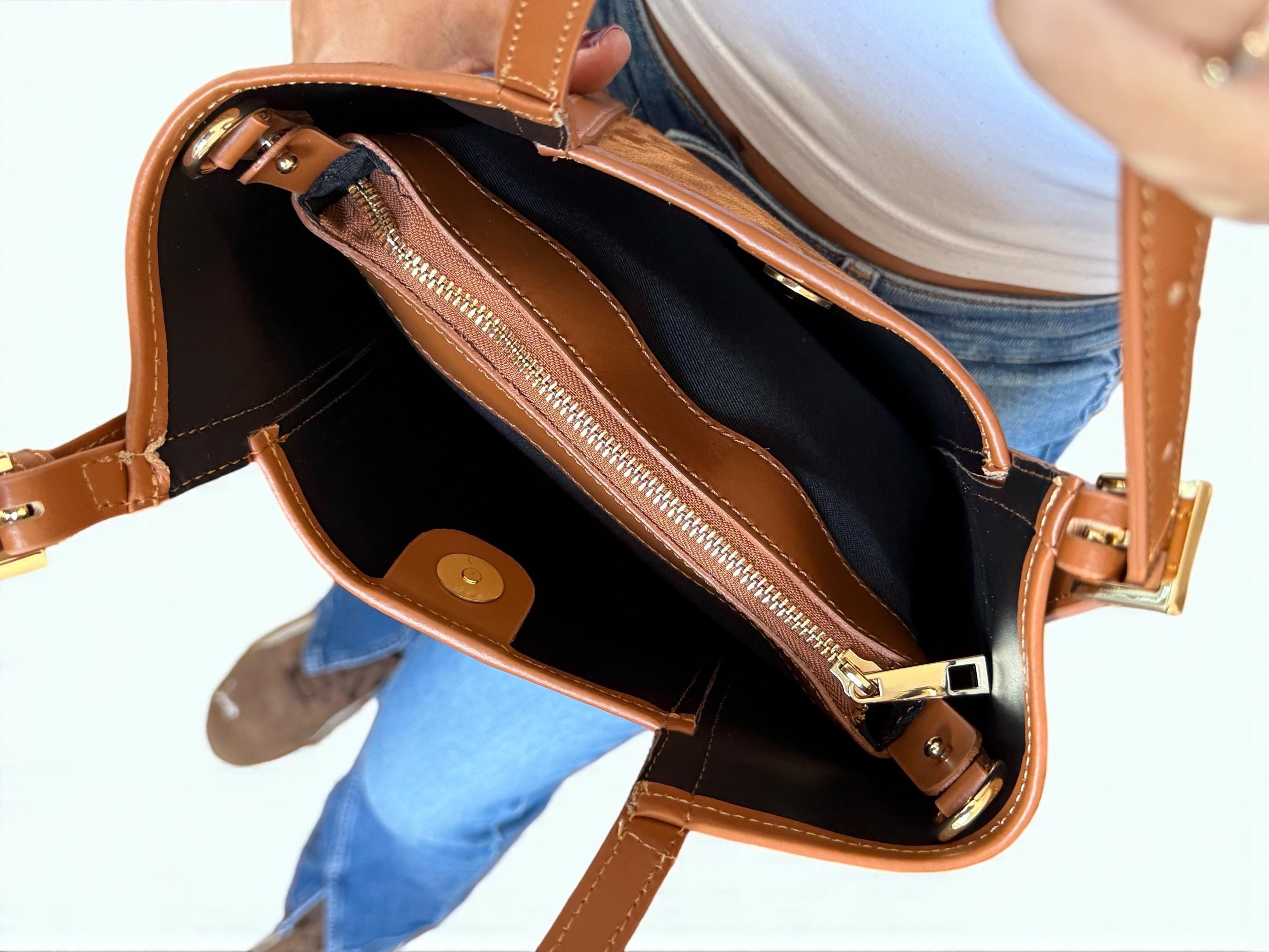 Bolso trapezoidal de ante y piel italiano marrón camel