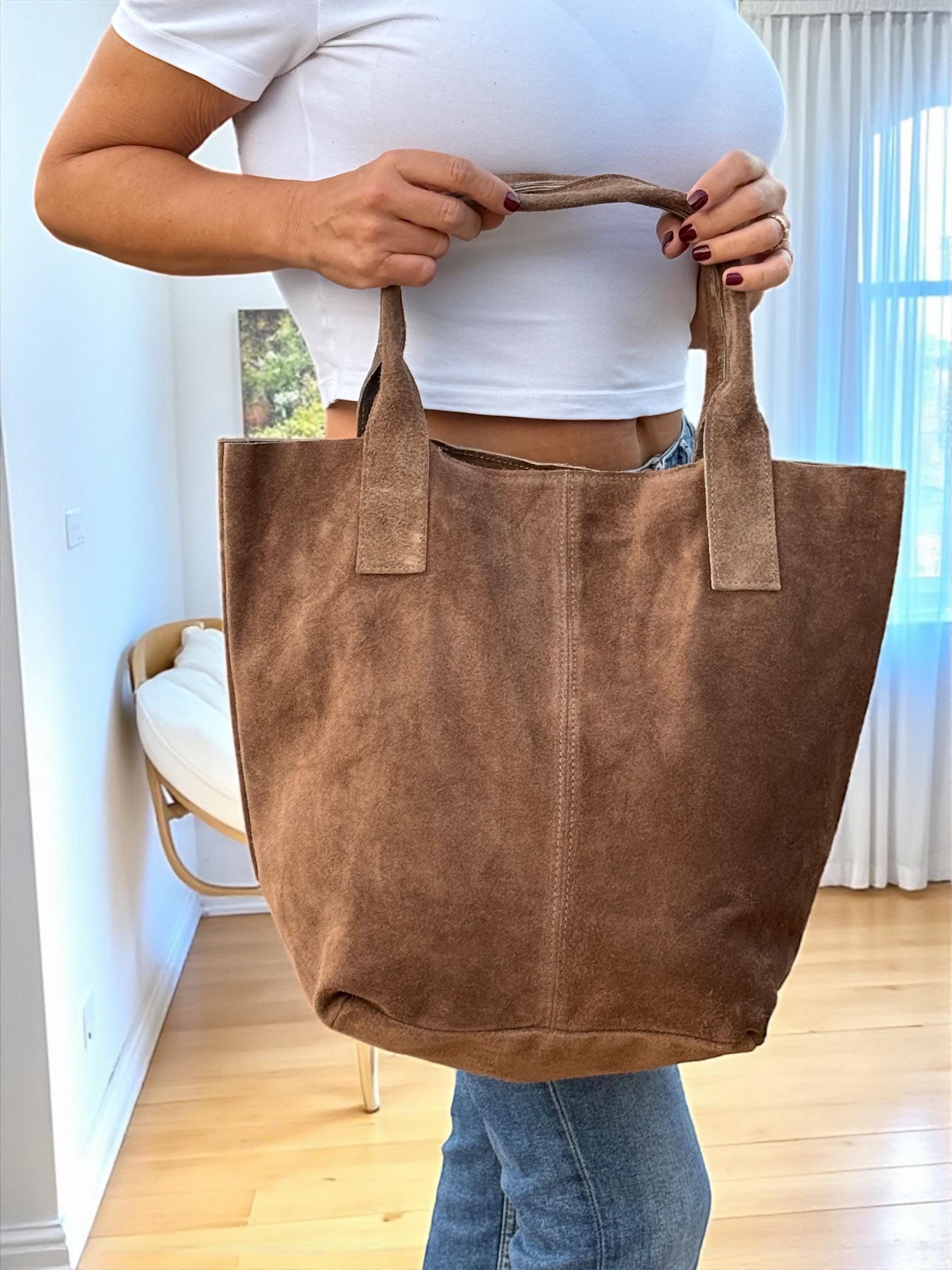 Bolso shopper de ante verde oliva con borla