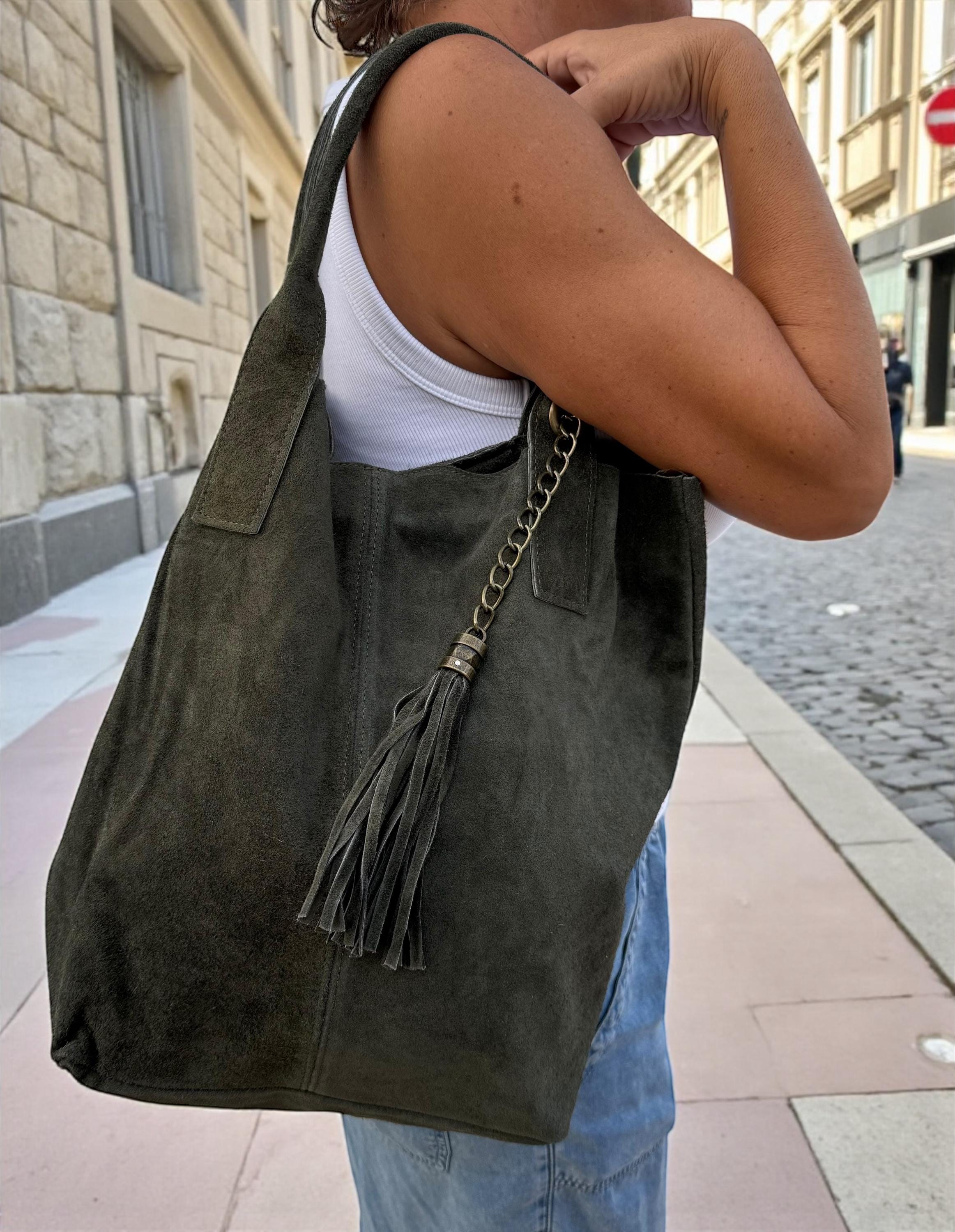 Bolso shopper de ante verde oliva con borla