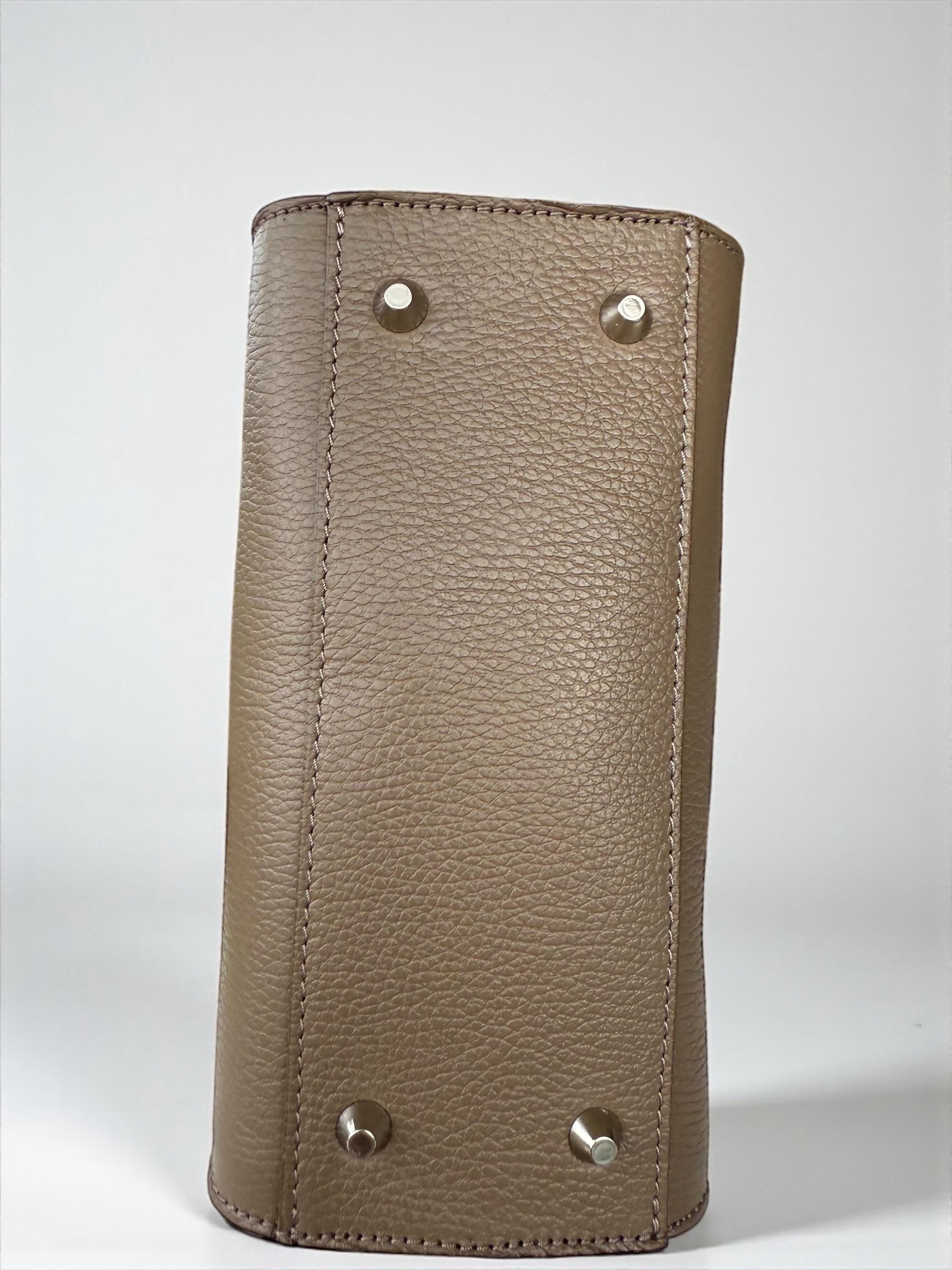 Bolso bandolera Navi clásico de piel italiana auténtica con textura granulada