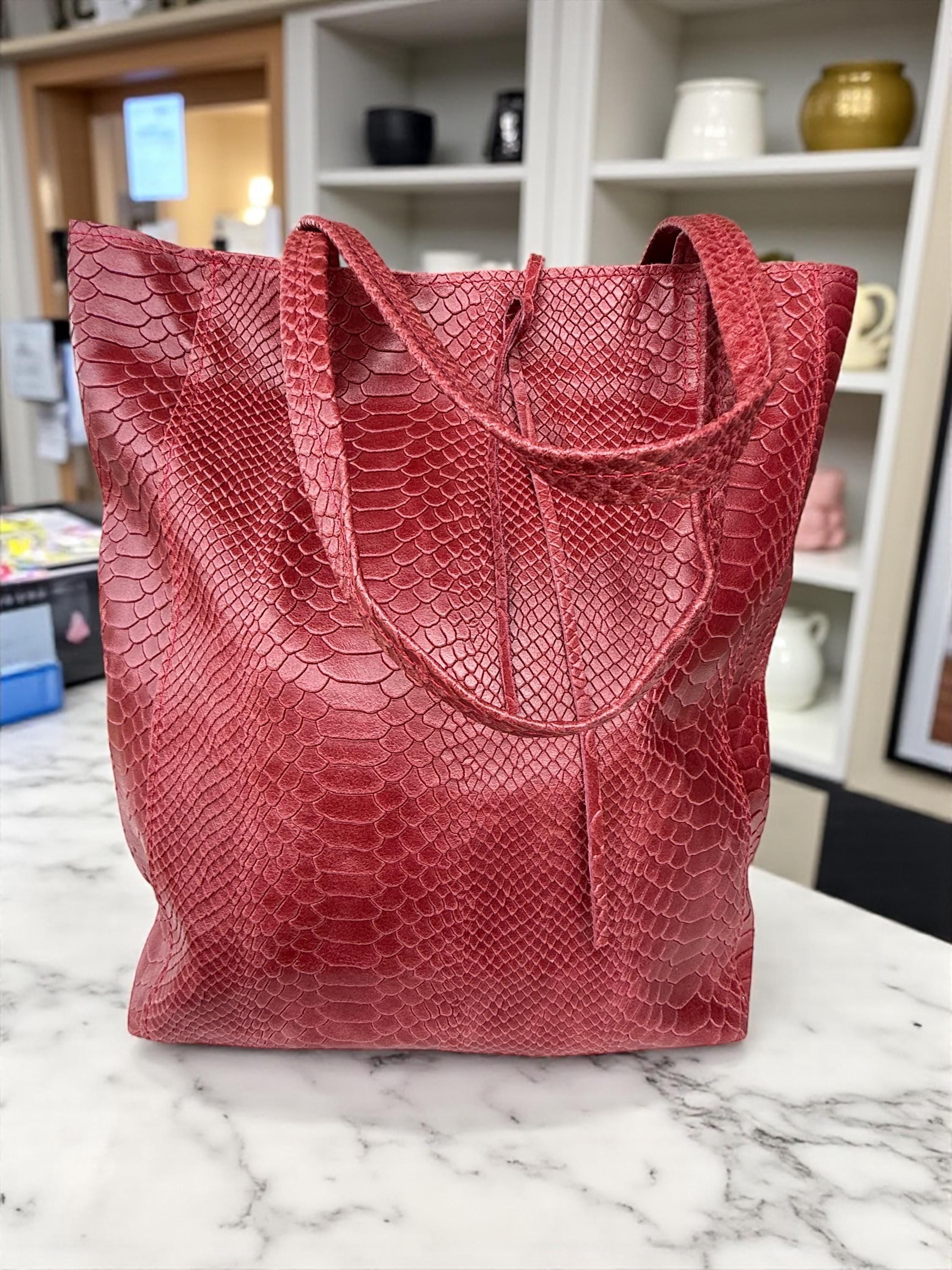 Bolso tote Ruby de piel auténtica repujada