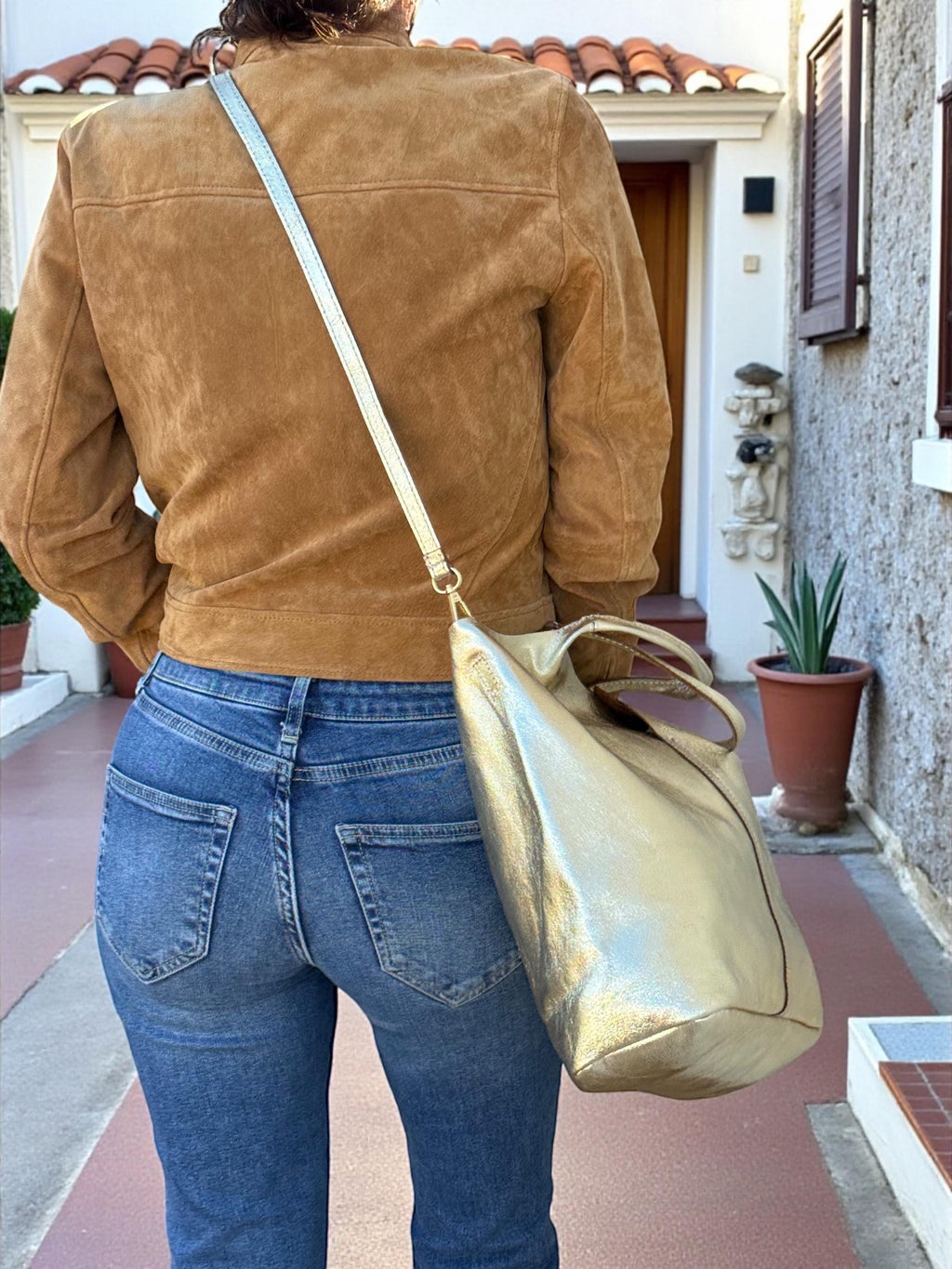 Bolso tote de piel auténtica suave color marrón