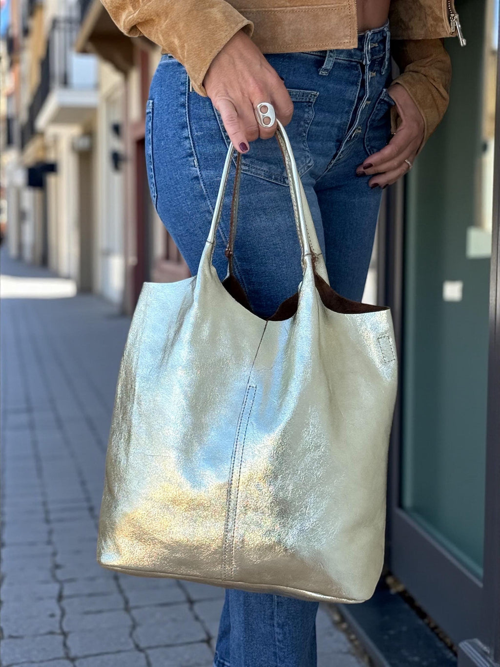 Bolso tote de piel auténtica suave color marrón