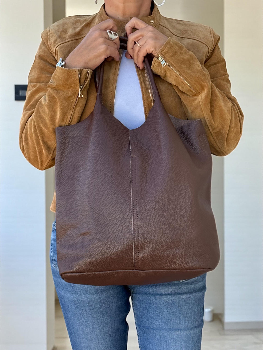 Bolso dorado de piel auténtica suave