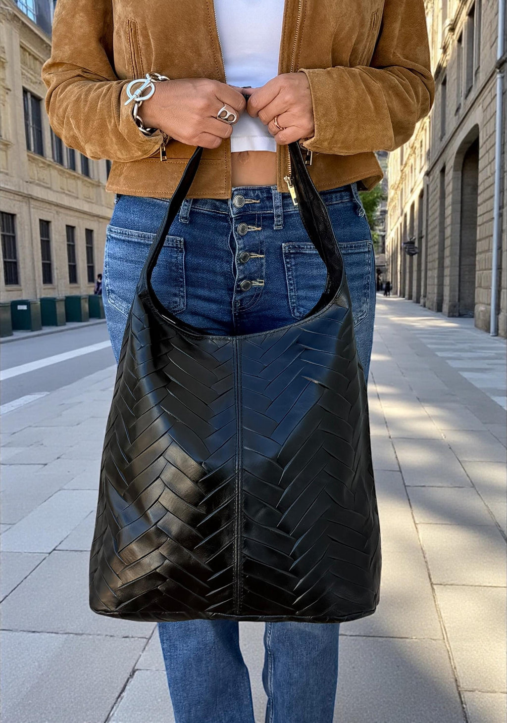 bolso hobo beige de piel auténtica con acolchado en espiga