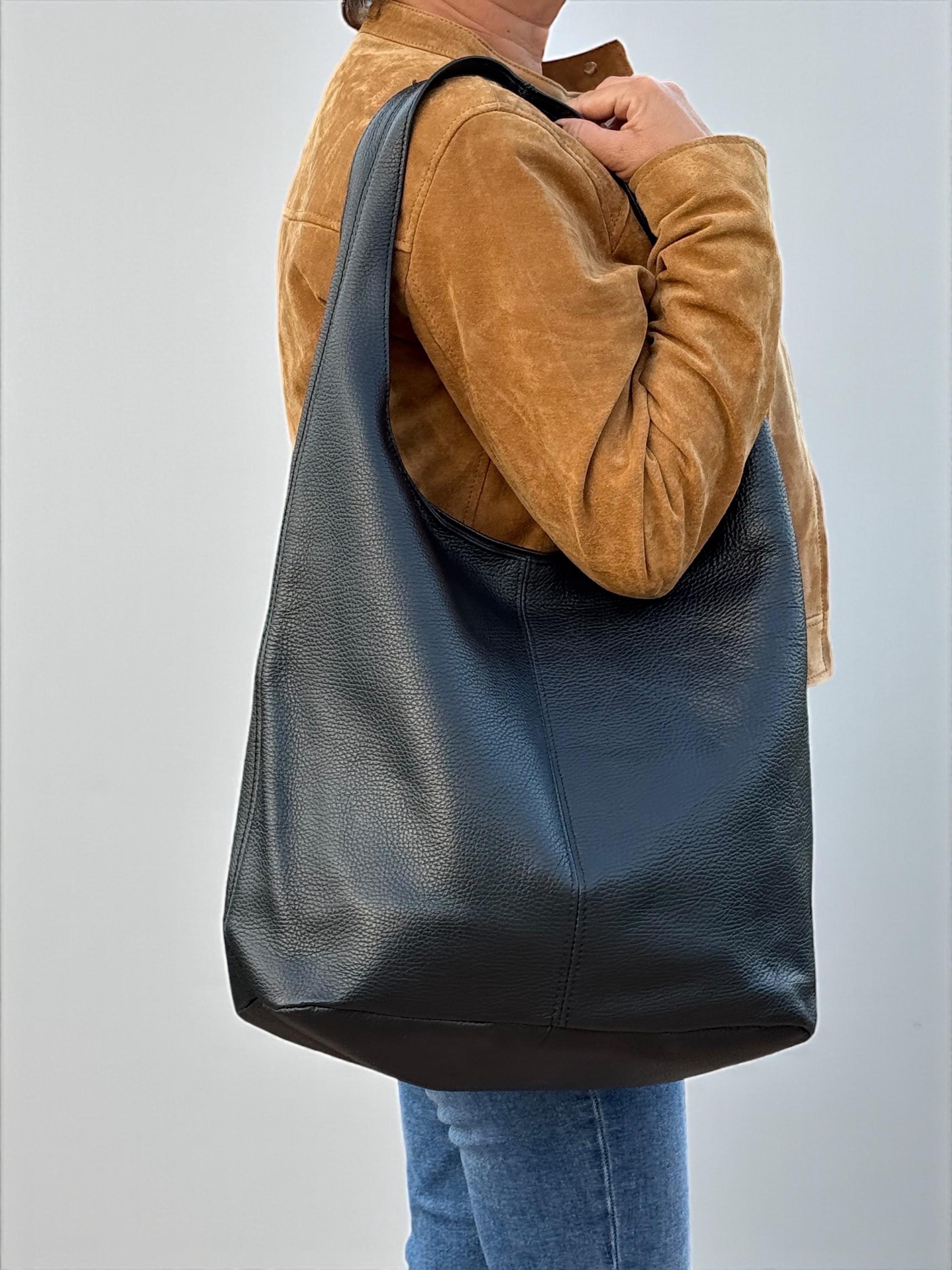 Bolso tote hobo de piel auténtica negra