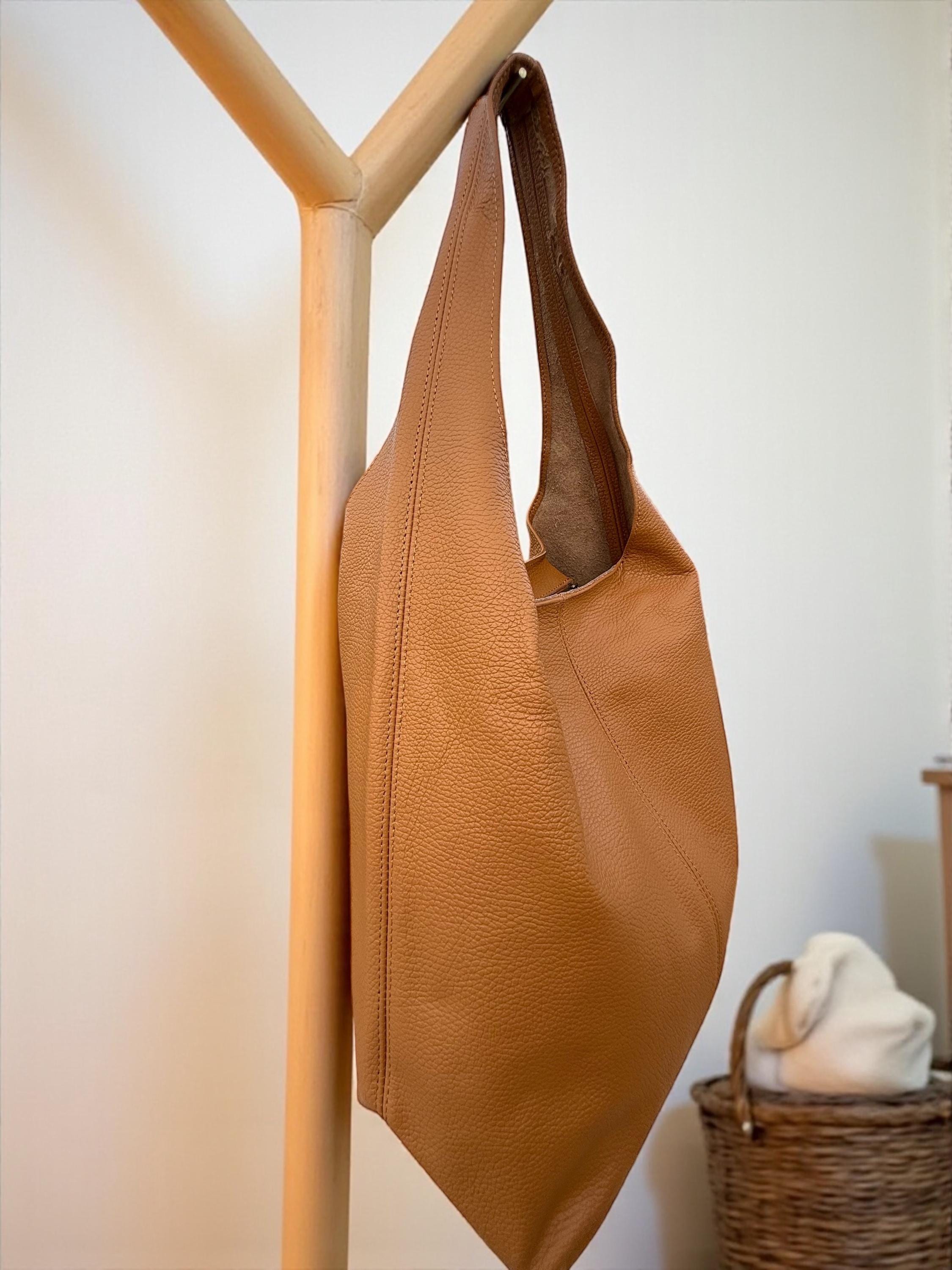 Bolso tote hobo de piel auténtica negra