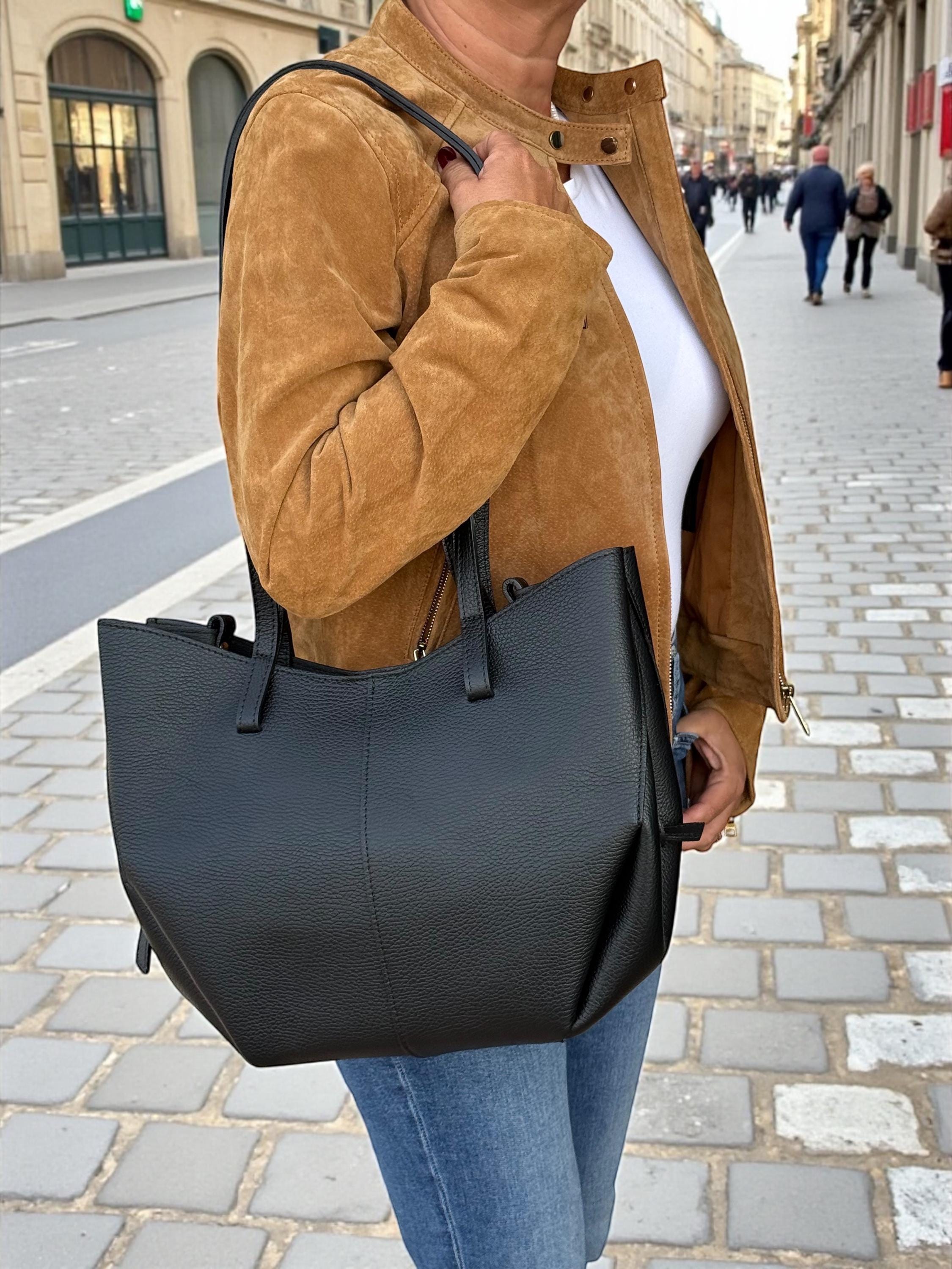 Bolso de compras trapezoidal convertible de piel granulada de gran tamaño