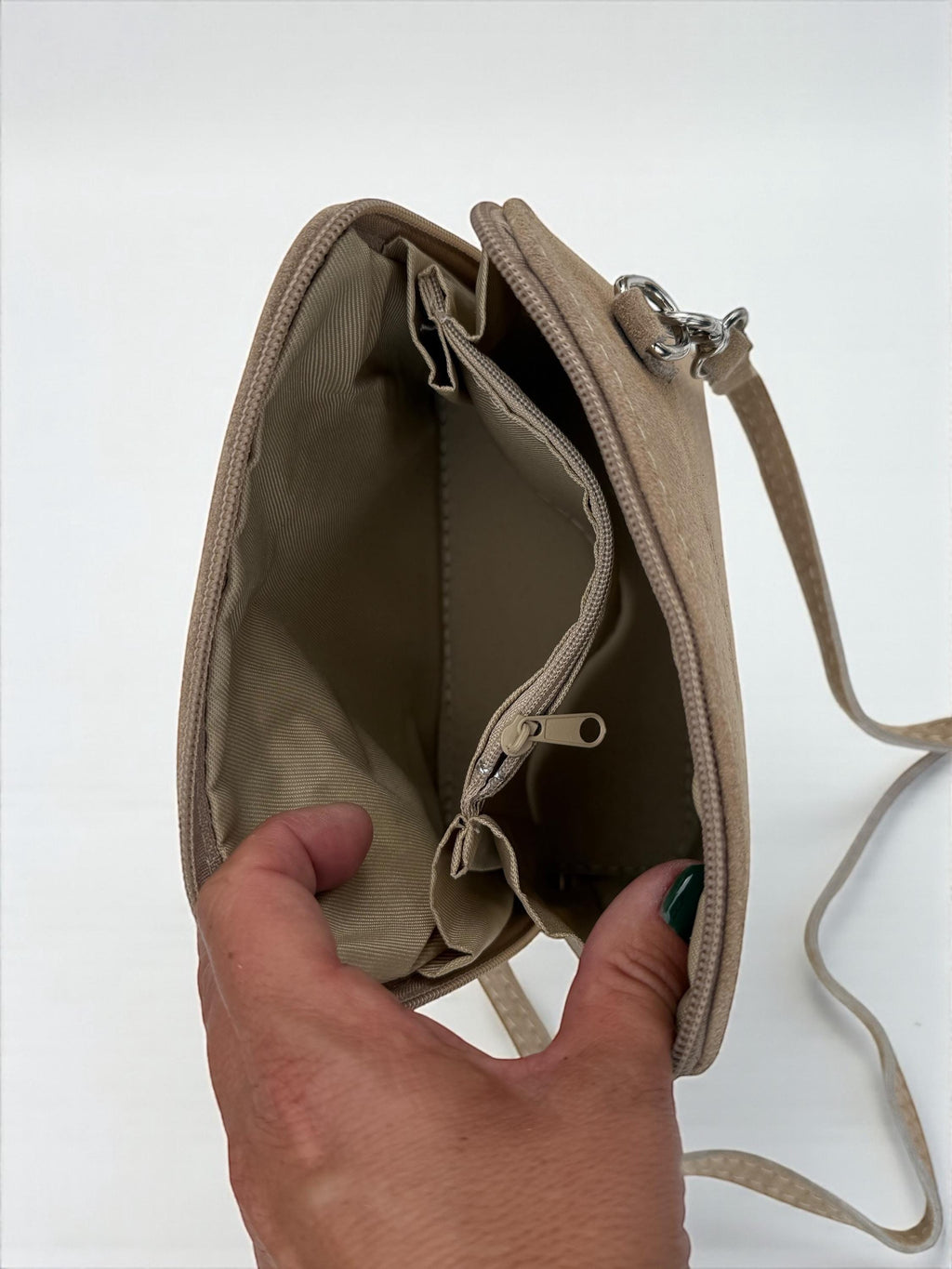 Mini bolso de ante color topo