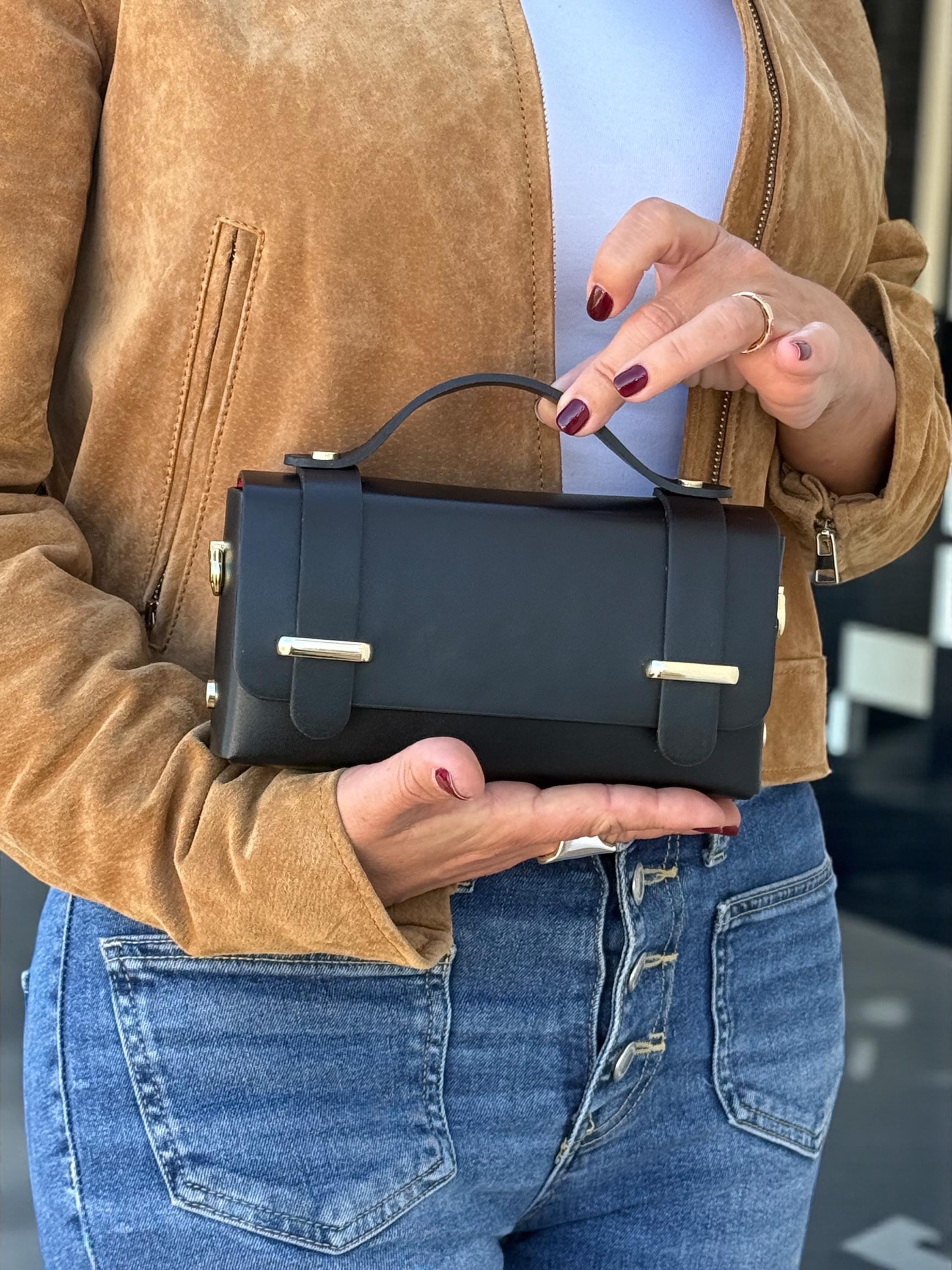 Bolso mini caja estructurado de piel